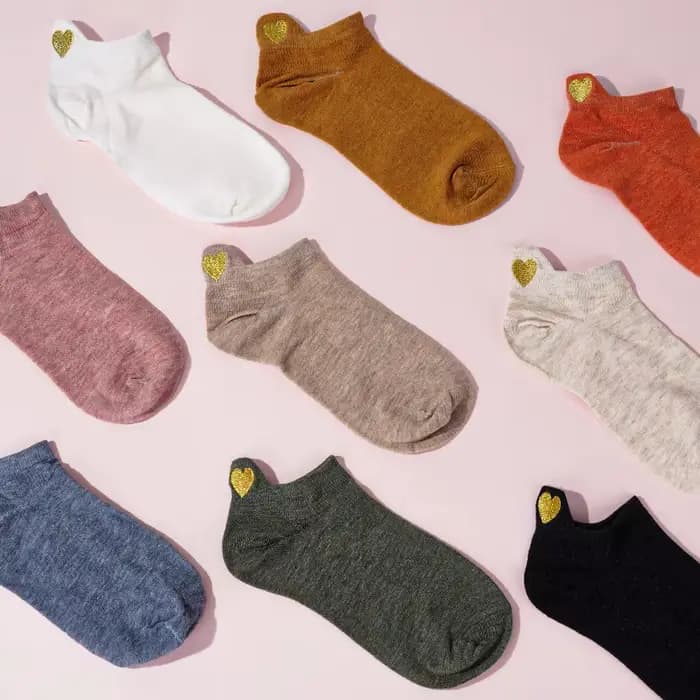 4 paires Lot mode chaussettes femmes 2026 nouveau printemps coton couleur nouveauté filles mignon coeur broderie