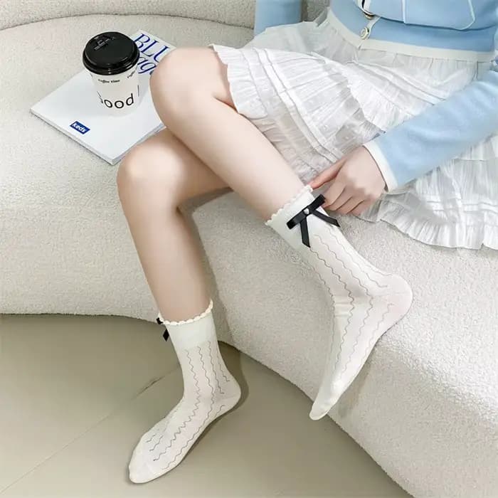 Chaussettes pour femmes, nouvelle collection printemps-été, chaussettes à nœuds, chaussettes fines à motif ondulé, chaussettes mi-mollet, tendance mode, chaussettes fines respirantes en maille simple