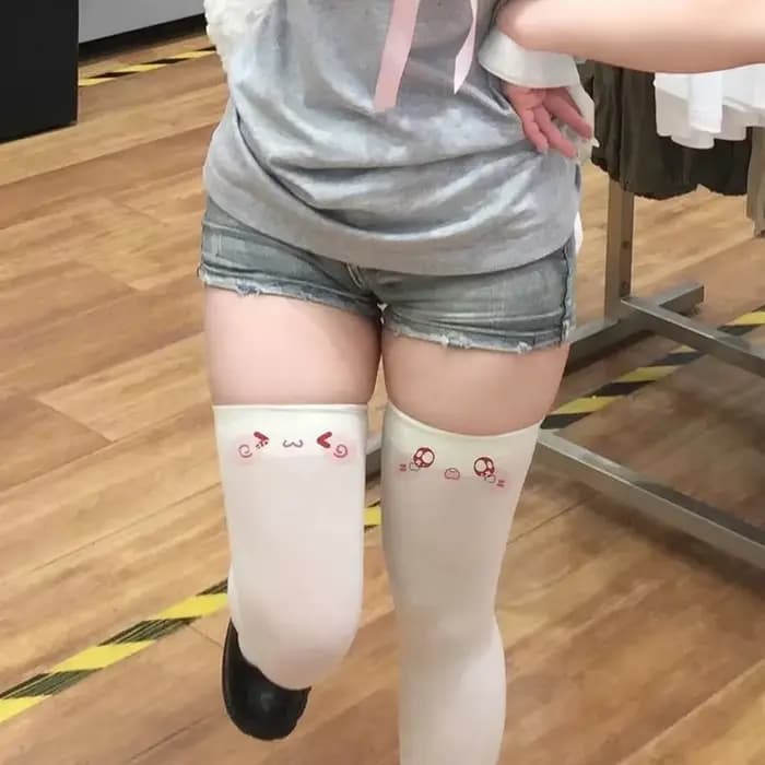 JK – chaussettes longues en forme de patte de chat, imprimées blanches, Expression Harajuku, bas hauts au-dessus du genou, chaussettes de Cosplay japonaises