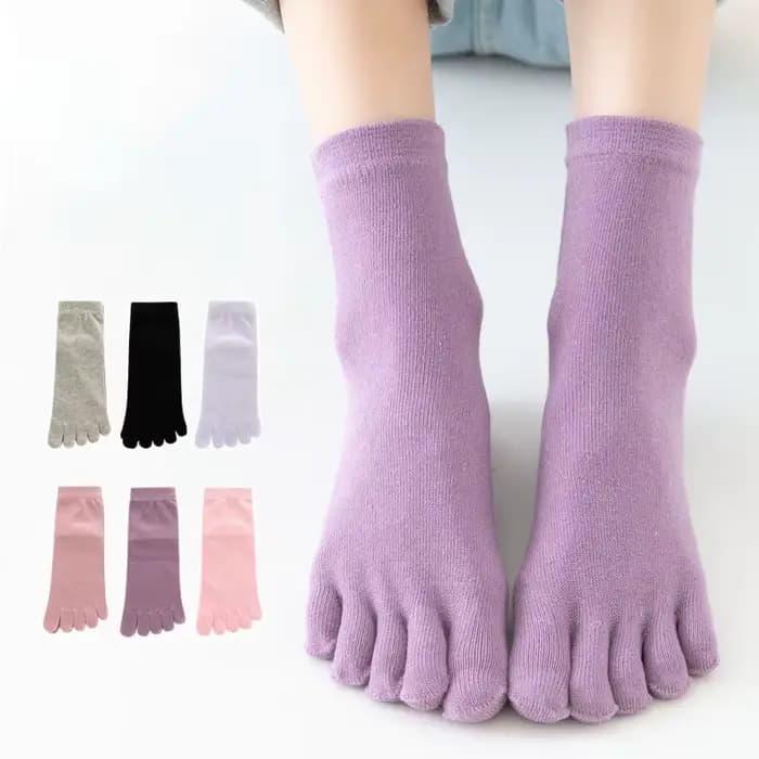 Chaussettes à cinq orteils en coton de couleur unie