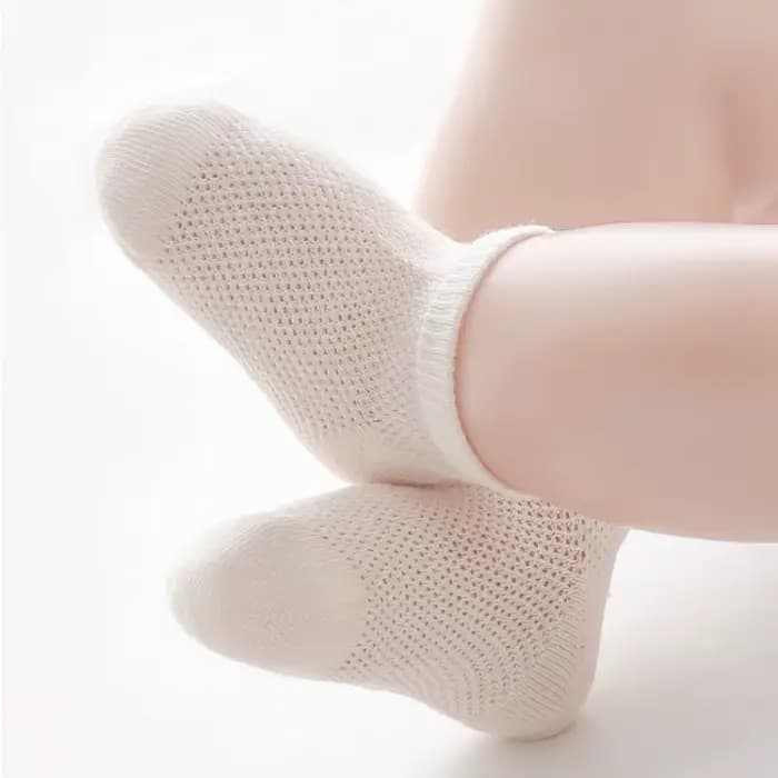 5 paires/ensemble chaussettes en maille blanche pour bébé Simple respirant doux coton infantile chaussette courte été