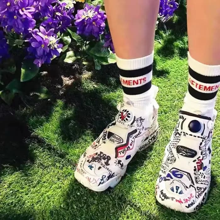 Nouvelle mode chaussettes lettres deux barres tricot hommes femmes Couple