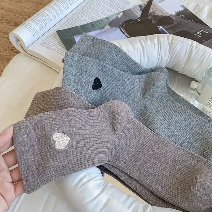 Chaussettes pour femmes Style coréen nouveau coeur broderie décontracté équipage
