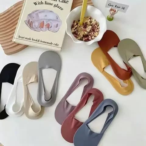 Chaussettes invisibles en soie glacée pour femmes