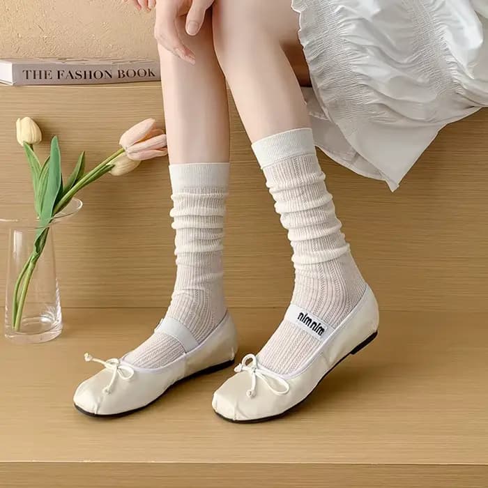 Chaussettes hautes côtelées verticales pour femmes, en coton doux et extensible, couleur unie, longues, pour le quotidien, le ballet, l'école, assorties aux tenues féminines