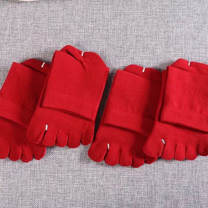 Grandes chaussettes rouges en coton pour hommes et femmes