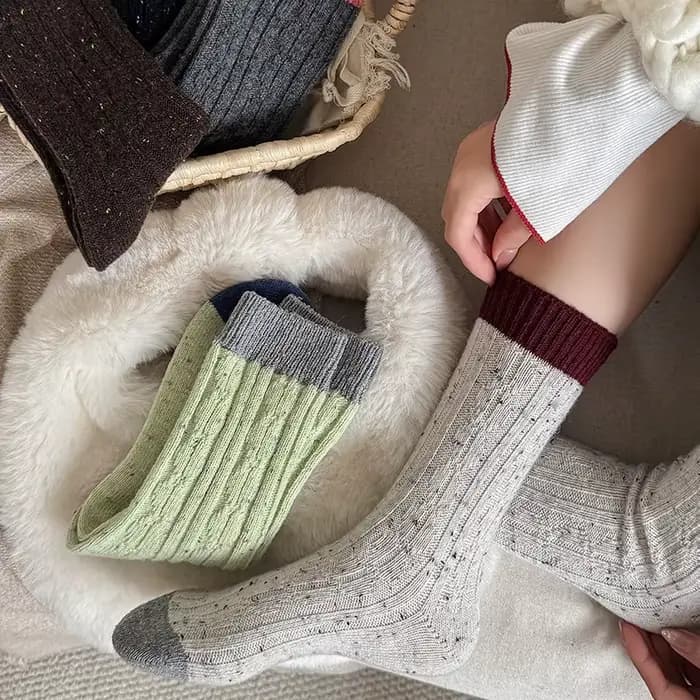 Nouvelles femmes chaussettes de haute qualité automne hiver couleur mixte équipage