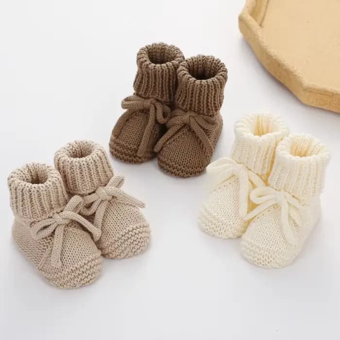 Adorables chaussures en tricot avec nœud pour bébé