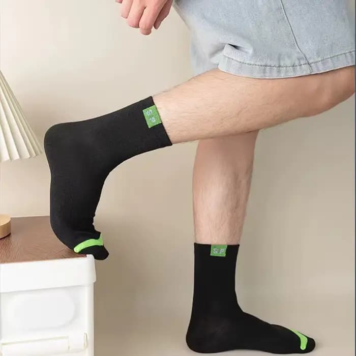 5 paires/lot chaussettes pour hommes Polyester coton mode rue amusant nouveaux Styles Tube moyen doux respirant court chaussette décontractée