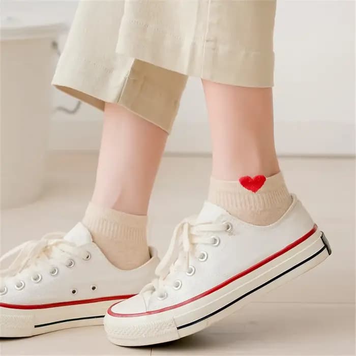 Chic nouvelles femmes été printemps mignon 3D rouge amour coeur cheville chaussettes drôle heureux frais littéraire collège Style court Sokken