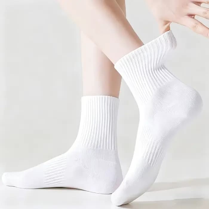 5/10 paires de chaussettes blanches de sport et de loisirs, absorbant la sueur et respirantes, adaptées aux hommes et aux femmes, chaussettes décontractées toutes saisons