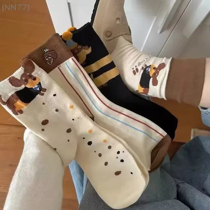 1 paire de chaussettes amusantes en coton avec animaux teckel