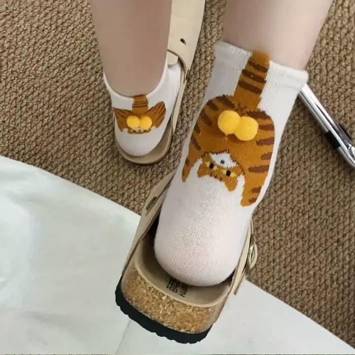 Chaussettes drôles femmes hiver mignon 3D chat fesses mi-tube