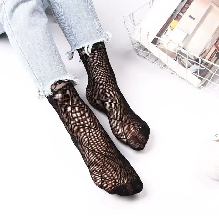 Chaussettes courtes en maille noire pour femmes