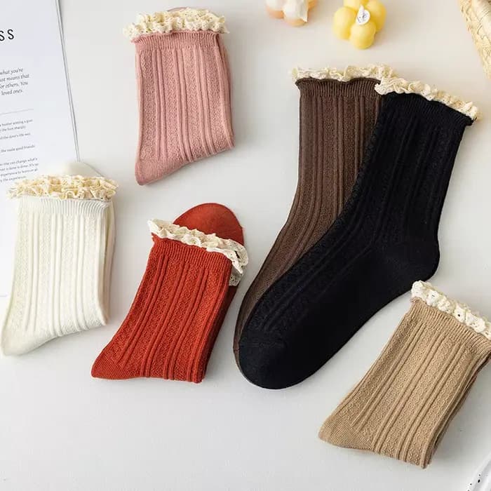 Chaussettes mi-tube torsadées en dentelle Vintage pour femmes