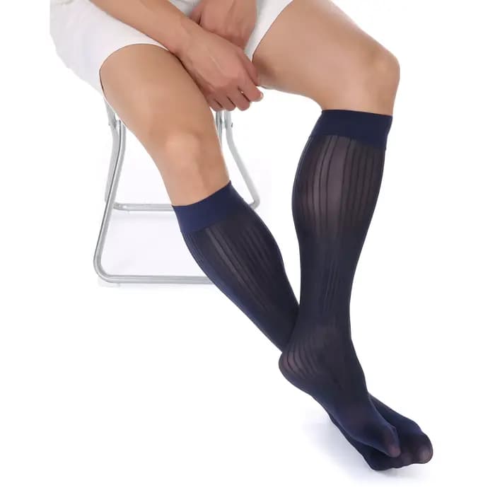 Hommes soyeux cheval huile brillant bas chaussettes en Nylon homme Sexy Ultra-mince transparent longues affaires