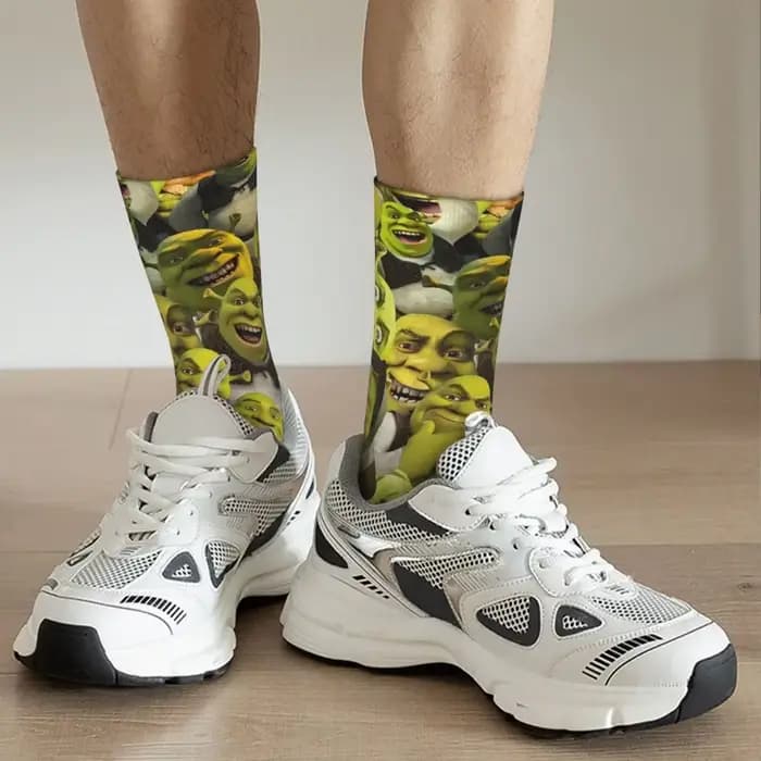 Hip-hop Shrek Memes chaussettes de basket-ball visage drôle Anime Polyester