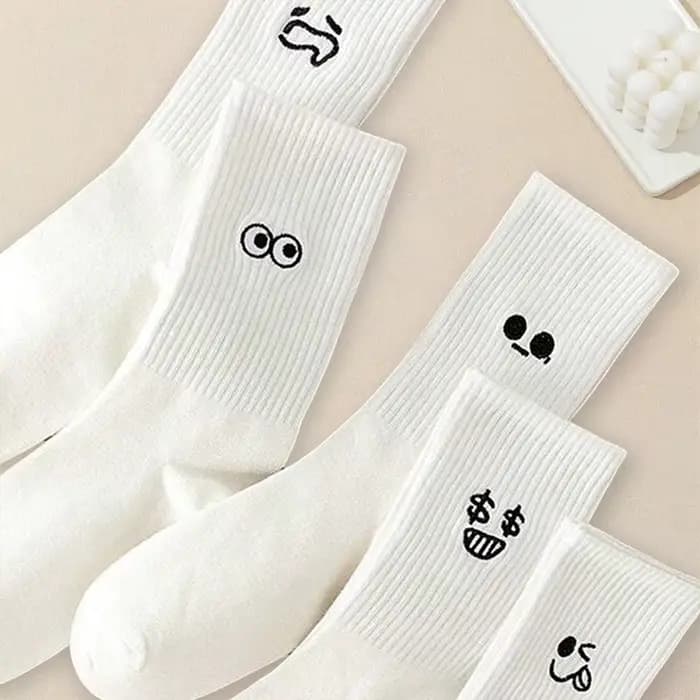 5/10/20 paires hommes blanc dessin animé chaussettes à la mode polyvalent Expression