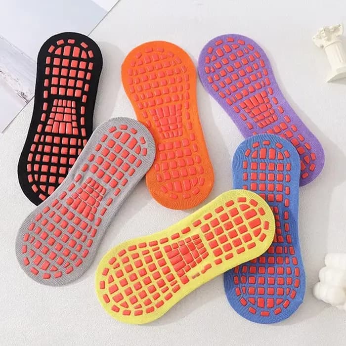 Chaussettes antidérapantes pour enfants et adultes