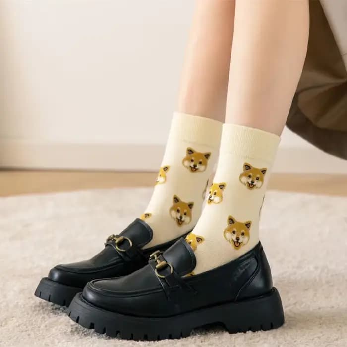 Mignon dessin animé chien moyen Tube chaussette femmes Ins créatif femme Sokken imprimé avec Shiba Inu dalmatien Malzis Teddy poméranien goutte