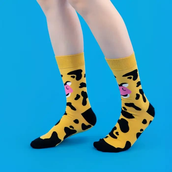 1 paire de chaussettes amusantes sur le thème de la vache Disco, Design prêt pour les fêtes, mode tendance, costume toutes saisons pour unisexe