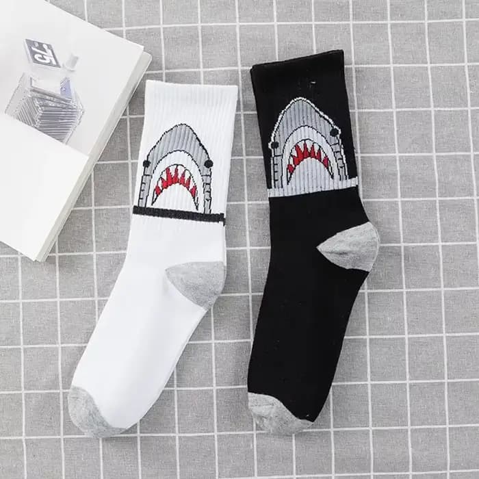 Chaussettes de haute qualité à motif de requin pour femmes et hommes