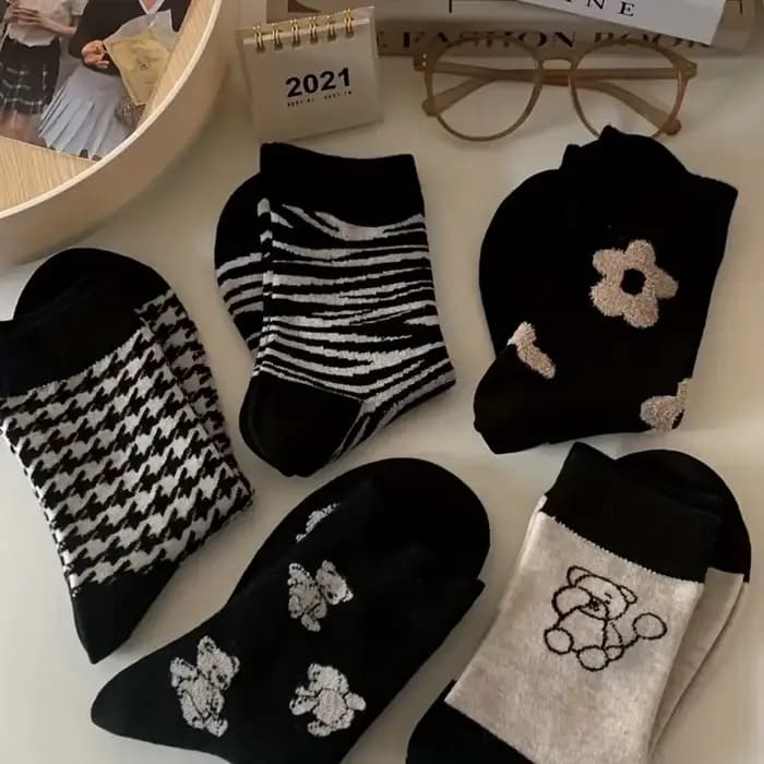 5/10 paires femmes mignon petit ours mi-mollet chaussettes à la mode fleur imprimé Floral doux confortable printemps automne chaussettes décontractées