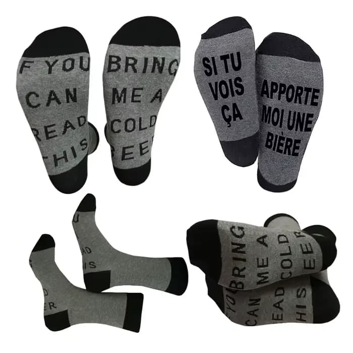 Chaussettes drôles avec dicton vous pouvez lire ceci