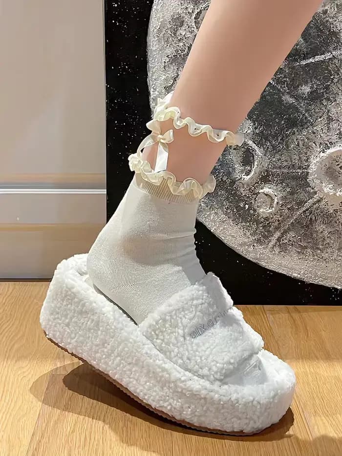Chaussettes pour femmes en dentelle, chaussettes printemps-été, chaussettes pour filles avec nœud, chaussettes mi-mollet fines, nouvelles chaussettes Lolita respirantes, antibactériennes, en coton pei