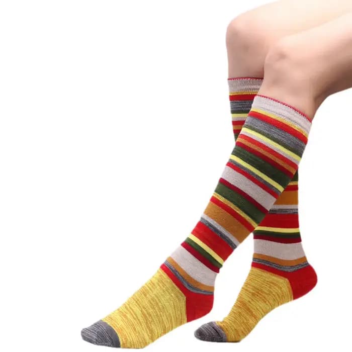 Chaussettes de noël en coton à rayures colorées pour femmes