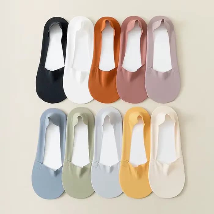 Chaussettes d'été pour femmes, couleur unie, simples, invisibles, respirantes, en silicone, antidérapantes, fines