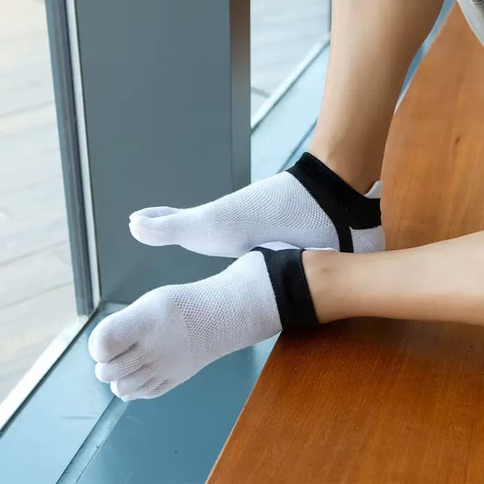 Chaussettes de sport invisibles à 5 doigts en coton respirant