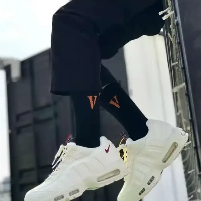 Chaussettes Tube longues en boîte Vlone lettre imprimée Style de rue sport