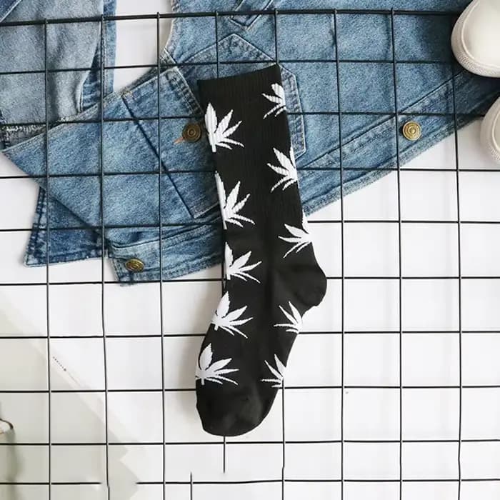 Pas cher femmes hommes cheville érable chaussette chanvre Meias feuille femme printemps été mauvaises herbes Skateboard Hip Hop chaussettes