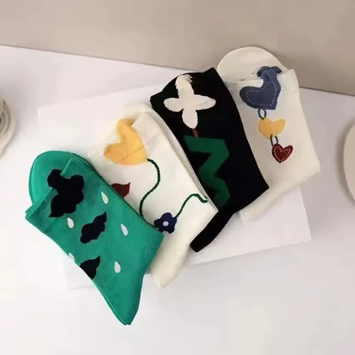 Chaussettes tridimensionnelles Love Mid-Tube pour femmes