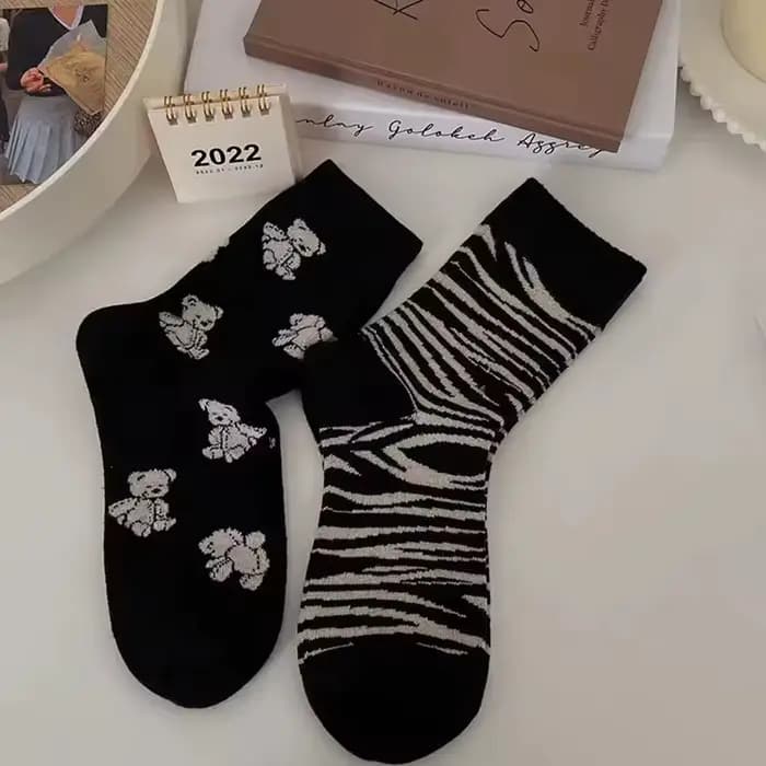 2/5 paires femmes mignon petit ours mi-mollet chaussettes à la mode fleur imprimé Floral doux confortable printemps