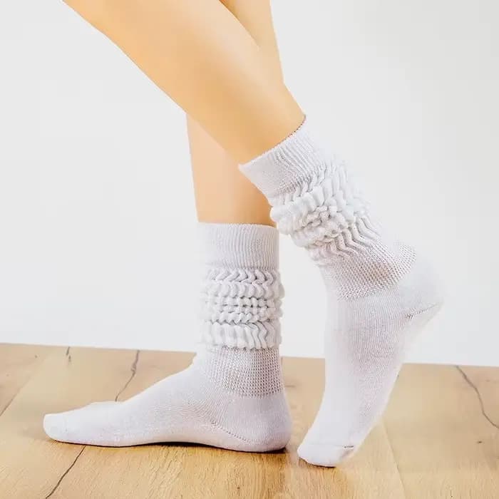 Chaussettes froissées colorées pour femmes et filles