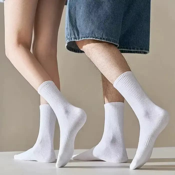 1/5 paires de chaussettes de sport neuves 100% coton pur