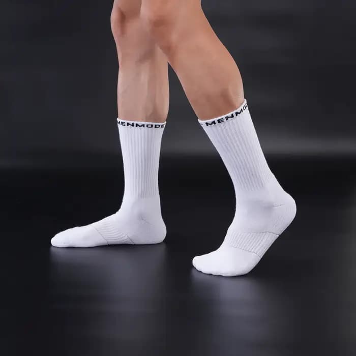 Chaussettes mi-mollet en tissu éponge blanc pour homme