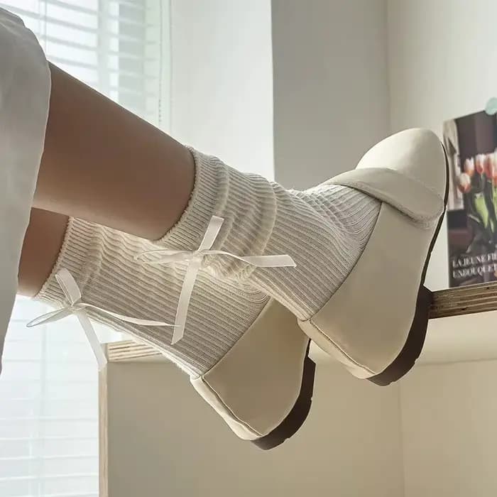 JK-Chaussettes Japonaises à Nministériels d Papillon pour Femme, Accessoire de dehors en Coton, Noir et Blanc