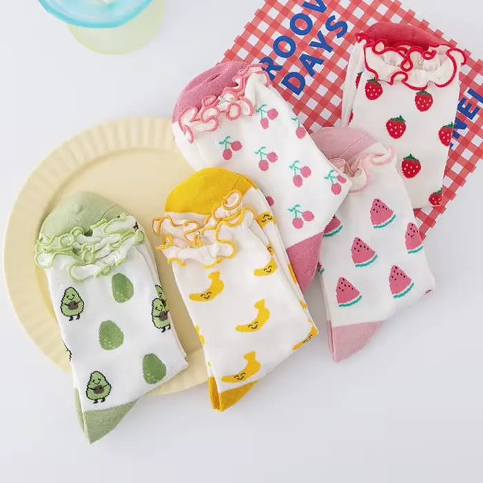 Chaussettes rigolotes en coton à volants pour femmes