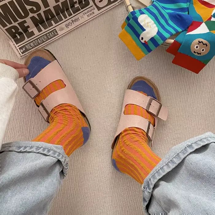 Chaussettes mi-tube en coton de dessin animé pour femmes