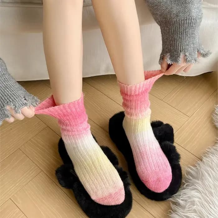 Chaussettes en laine de couleur progressive pour femmes
