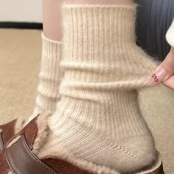 Chaussettes longues en laine et cachemire pour femmes