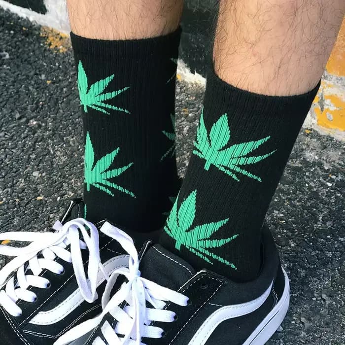 Pas cher femmes hommes cheville érable chaussette chanvre Meias feuille femme printemps été mauvaises herbes Skateboard Hip Hop chaussettes