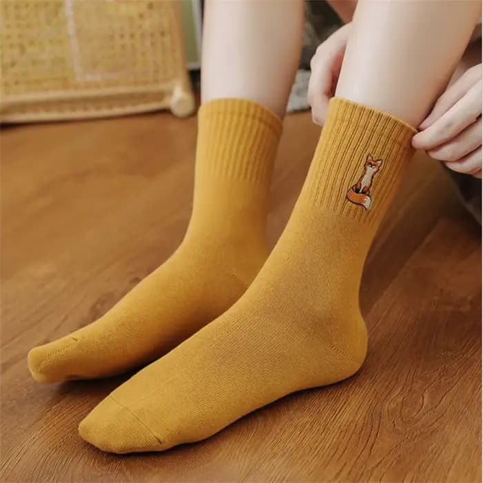 Nouveau mignon broderie renard dessin animé animaux chaussettes drôle