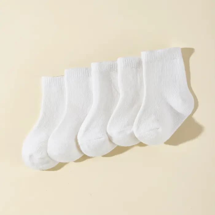 Chaussettes courtes pour les spectacles sportifs scolaires.