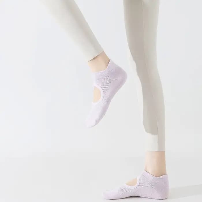 Chaussettes de sport antidérapantes en silicone pour le fitness et le yoga, design ajouré, chaussettes de sol à absorption de la transpiration pour femmes, idéales pour le ballet