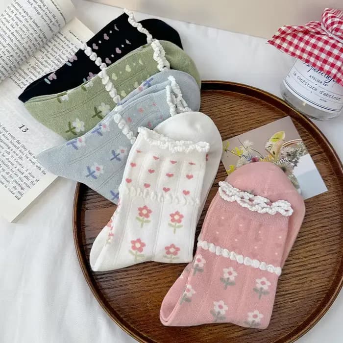Chaussettes pour femmes, motif floral bouclé, mignonnes, Kawaii, pour filles, chaussettes mi-tube douces, style rural japonais, chaussettes en coton confortables et respirantes