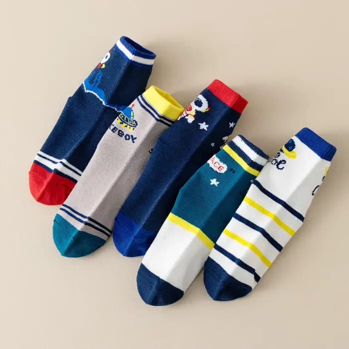 5/10 paires de chaussettes mi-mollet pour enfants, chaussettes de sport Planet, chaussettes de sol, pour le printemps, l'été, l'automne et l'hiver, pour garçons